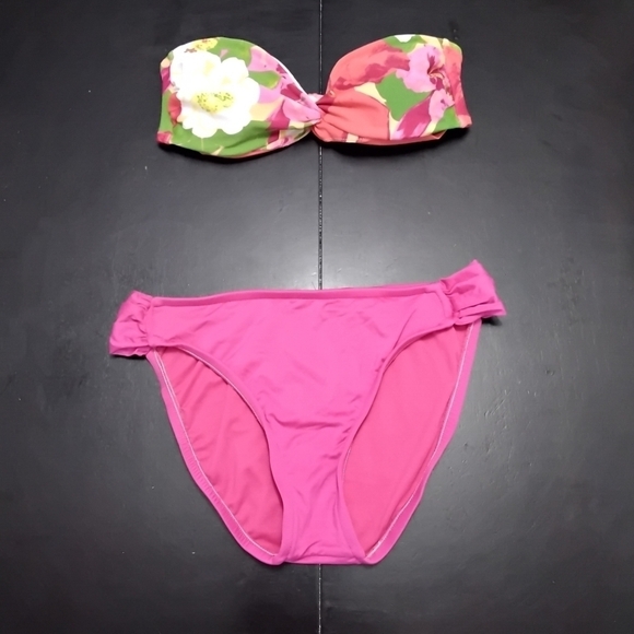 AERIE TWISTED BANDEAU BIKINI TOP & BOTTOMS  SP - Picture 1 of 3